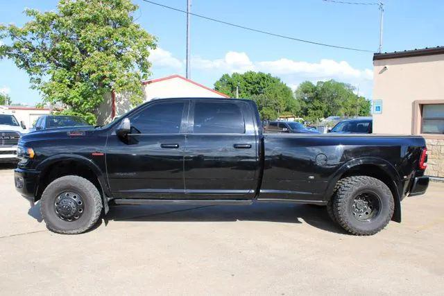 2022 Ram 3500 Limited Crew Cab 4x4 8' Box