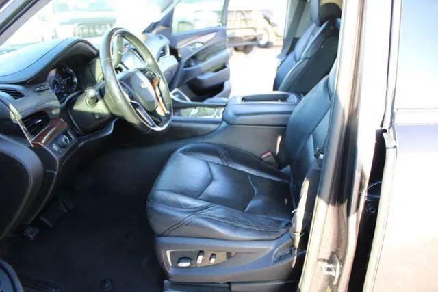 2016 Cadillac Escalade Luxury Collection