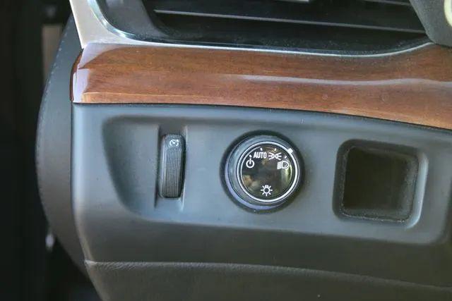 2016 Cadillac Escalade Luxury Collection