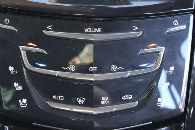 2016 Cadillac Escalade Luxury Collection