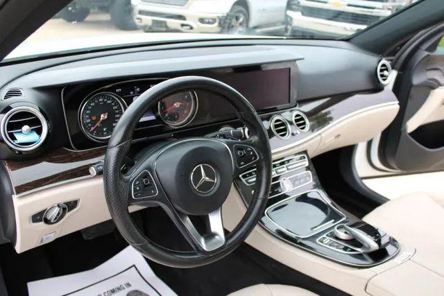 2017 Mercedes-Benz E-CLASS E 300 E 300