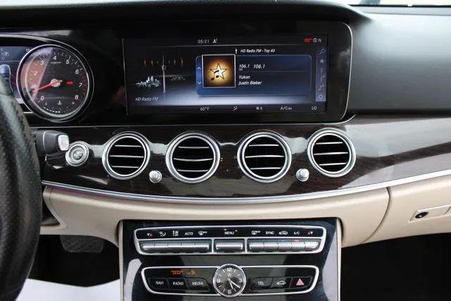 2017 Mercedes-Benz E-CLASS E 300 E 300