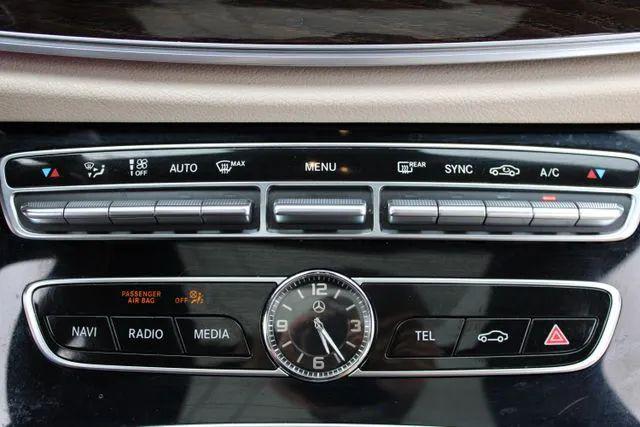 2017 Mercedes-Benz E-CLASS E 300 E 300