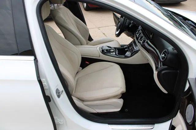 2017 Mercedes-Benz E-CLASS E 300 E 300