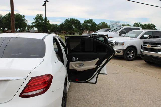 2017 Mercedes-Benz E-CLASS E 300 E 300