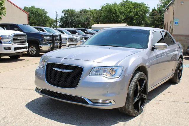2017 Chrysler 300 Limited AWD