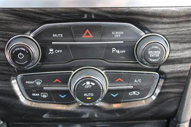 2017 Chrysler 300 Limited AWD
