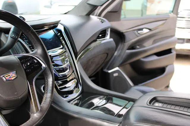 2020 Cadillac Escalade ESV 2WD Platinum