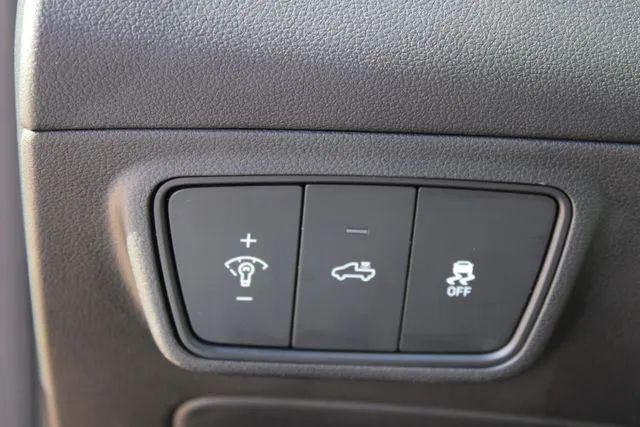2023 Hyundai Santa Cruz SEL Premium