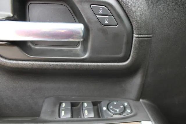 2021 Chevrolet Silverado 1500 4WD Crew Cab Short Bed LT