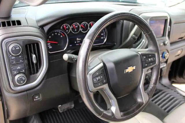 2021 Chevrolet Silverado 1500 4WD Crew Cab Short Bed LT