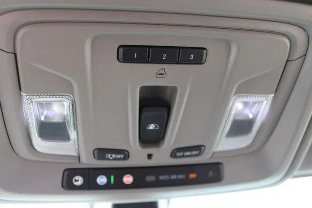 2021 Chevrolet Silverado 1500 4WD Crew Cab Short Bed LT