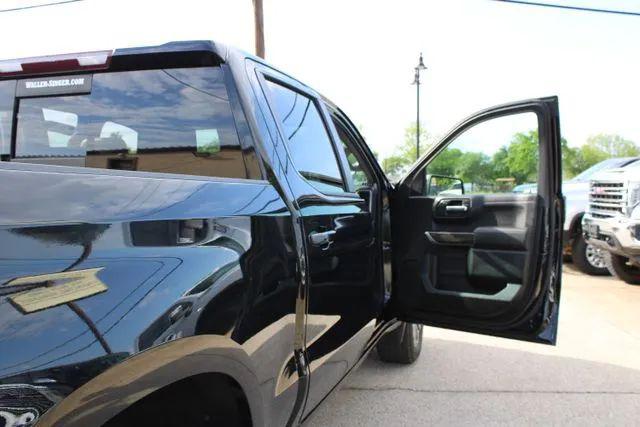 2021 Chevrolet Silverado 1500 4WD Crew Cab Short Bed LT