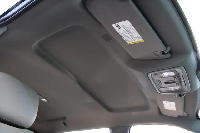 2021 Chevrolet Silverado 1500 4WD Crew Cab Short Bed LT