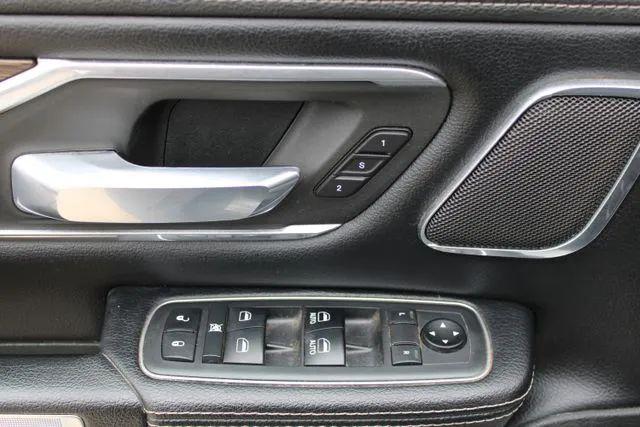 2019 Ram 1500 Laramie Crew Cab 4x4 5'7" Box