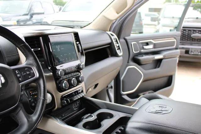 2019 Ram 1500 Laramie Crew Cab 4x4 5'7" Box