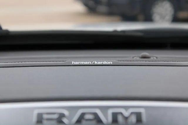 2019 Ram 1500 Laramie Crew Cab 4x4 5'7" Box
