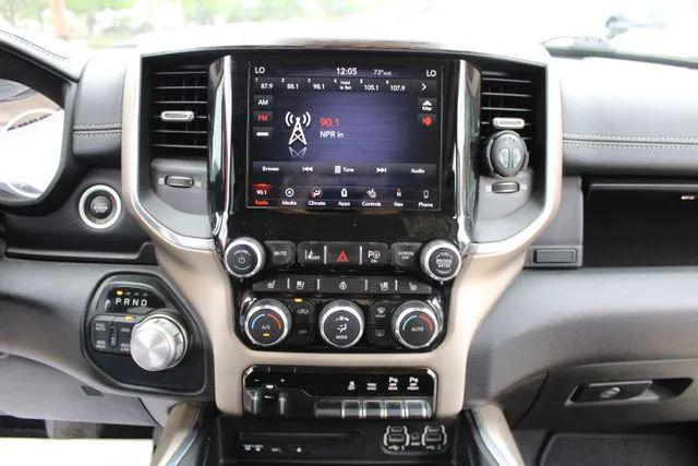 2019 Ram 1500 Laramie Crew Cab 4x4 5'7" Box