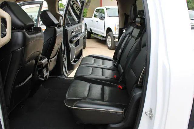 2019 Ram 1500 Laramie Crew Cab 4x4 5'7" Box