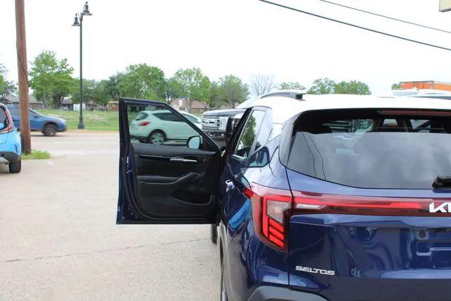 2024 Kia Seltos S