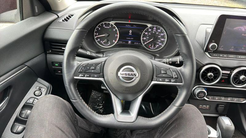 2021 Nissan Sentra SV Xtronic CVT