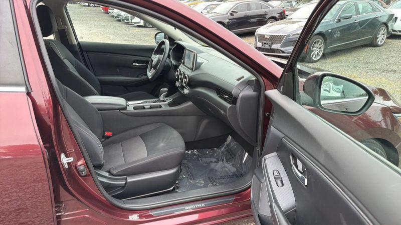 2021 Nissan Sentra SV Xtronic CVT