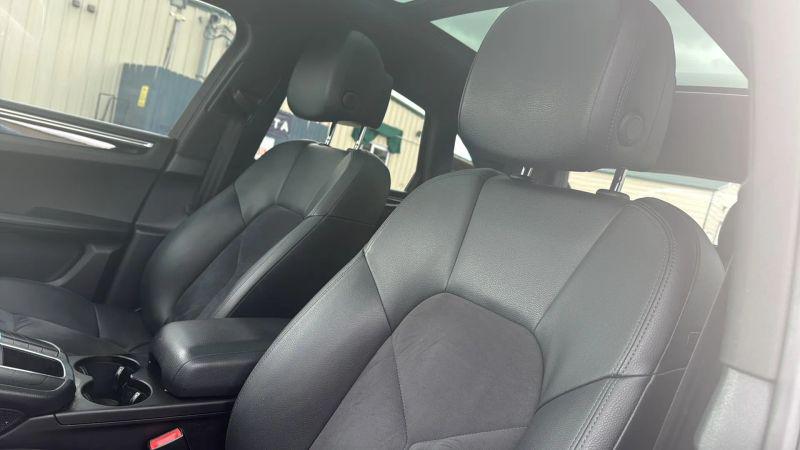 2017 Porsche Macan Base