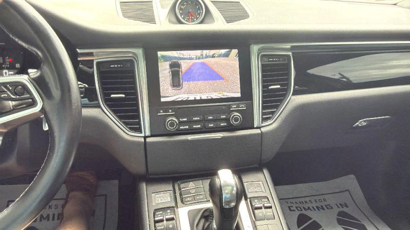 2017 Porsche Macan Base