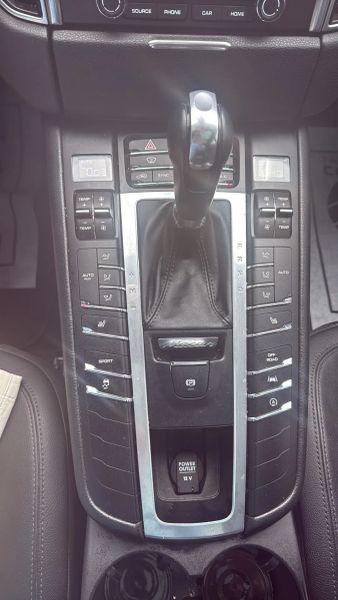 2017 Porsche Macan Base