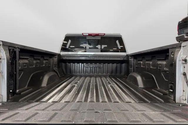 2024 GMC Sierra 2500HD 4WD Crew Cab Standard Bed AT4