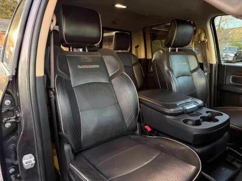 2022 Ram 3500 Laramie Crew Cab 4x4 8' Box
