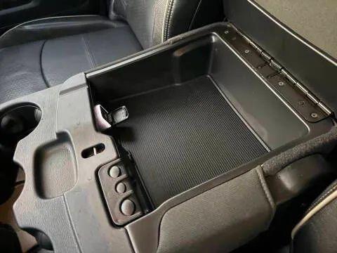 2022 Ram 3500 Laramie Crew Cab 4x4 8' Box