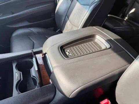 2018 Cadillac Escalade ESV Premium Luxury