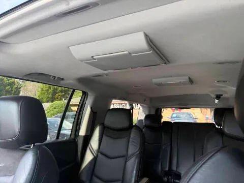 2018 Cadillac Escalade ESV Premium Luxury