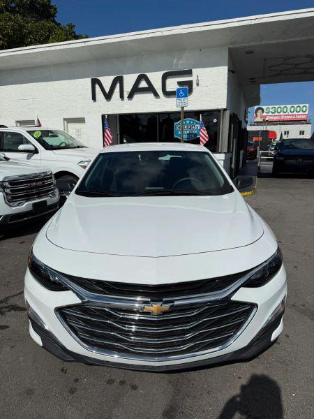 2024 Chevrolet Malibu FWD 1FL