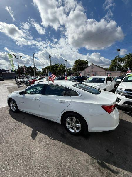 2024 Chevrolet Malibu FWD 1FL