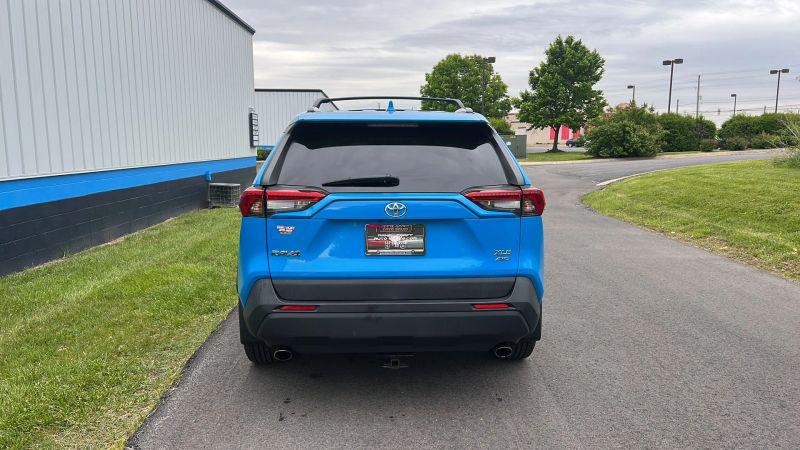 2020 Toyota RAV4 XLE Premium