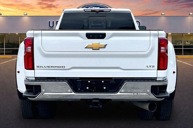 2022 Chevrolet Silverado 3500HD 4WD Crew Cab Long Bed LTZ