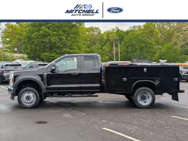 2026 Ford F-550 Upfitted w/ Service Body
