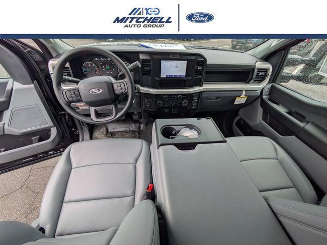 2026 Ford F-550 Upfitted w/ Service Body