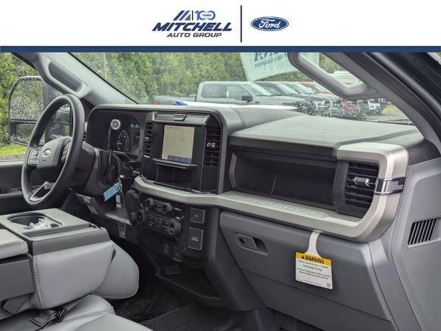 2026 Ford F-550 Upfitted w/ Service Body