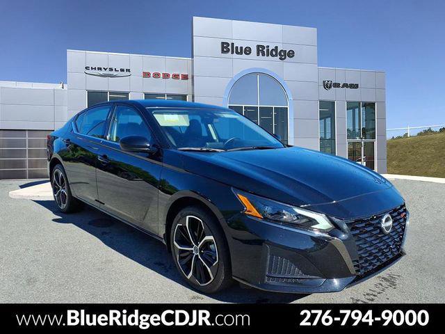 2025 Nissan Altima SR AWD 2025 Nissan Altima SR AWD