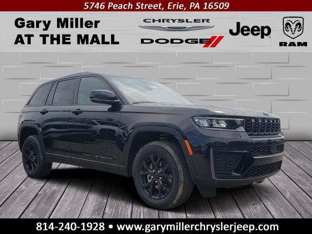 2026 Jeep Grand Cherokee GRAND CHEROKEE LAREDO ALTITUDE 4X4 2026 Jeep Grand Cherokee GRAND CHEROKEE LAREDO ALTITUDE 4X4