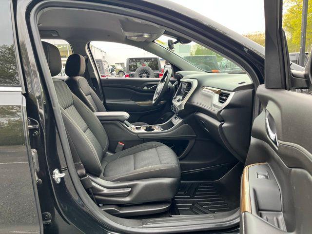 2022 GMC Acadia AWD SLE