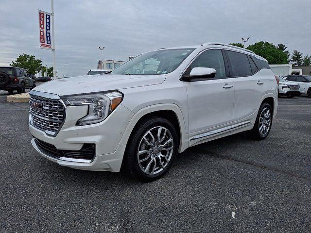2022 GMC Terrain AWD Denali