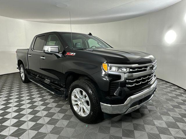 2022 Chevrolet Silverado 1500 4WD Crew Cab Short Bed LTZ