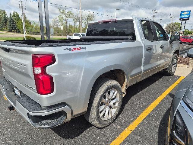 2020 Chevrolet Silverado 1500 4WD Double Cab Standard Bed Custom