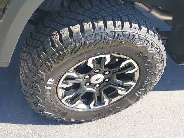 2026 Chevrolet Silverado 1500 4WD Crew Cab Short Bed ZR2
