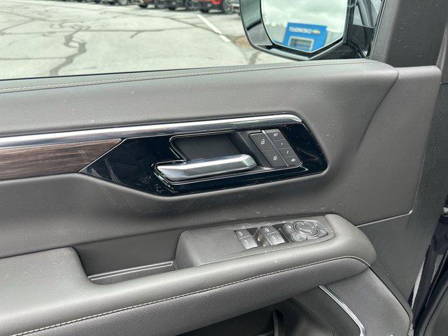 2026 Chevrolet Suburban Premier, 4WD