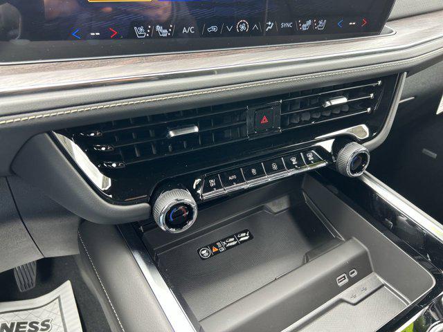 2026 Chevrolet Suburban Premier, 4WD